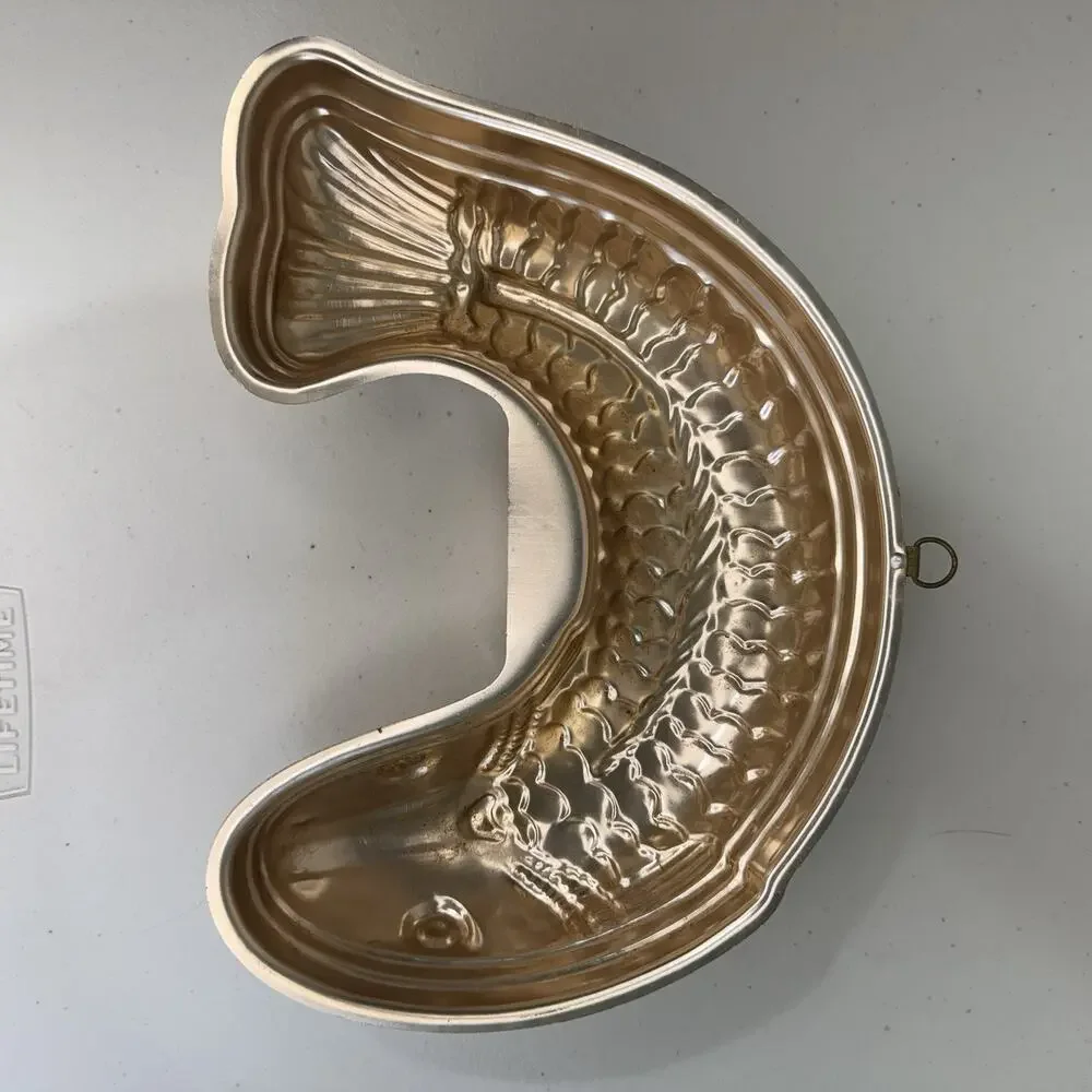 Mirro Aluminum Fish Jello/Cake Mold Wall Hanging Copper Tone Metal VTG Farm